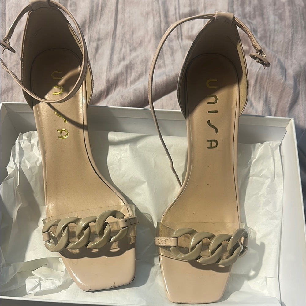 Unisa Women's Cream Heeled Sandals